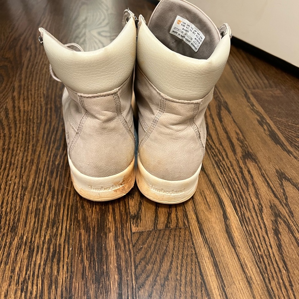 Timberland Beige Boots - Picture 3 of 4